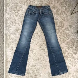 Yanuk sexy distressed jeans size 25
